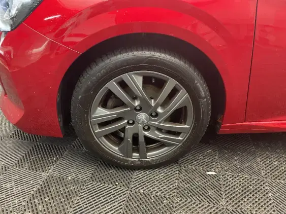 PEUGEOT 208 BUSINESS R II - voiture d'occasion - Photo 20