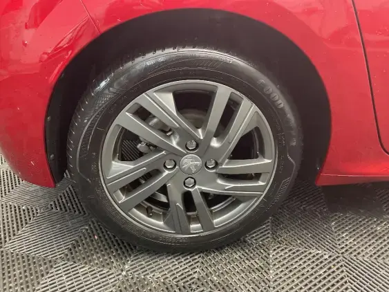 PEUGEOT 208 BUSINESS R II - voiture d'occasion - Photo 22