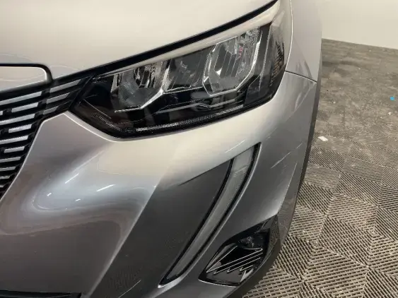 PEUGEOT 2008 ELECTRIQUE II - voiture d'occasion - Photo 19