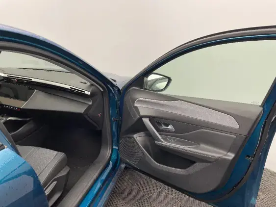 PEUGEOT 308 III - voiture d'occasion - Photo 18