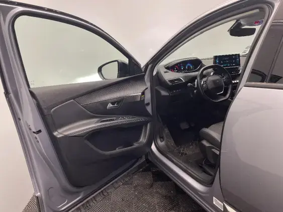 PEUGEOT 3008 II - voiture d'occasion - Photo 17