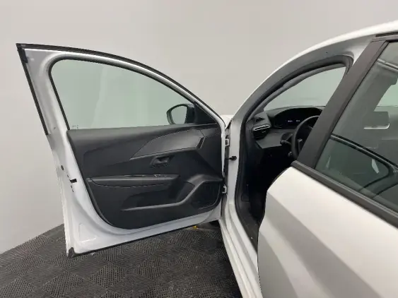 PEUGEOT 208 II - voiture d'occasion - Photo 18