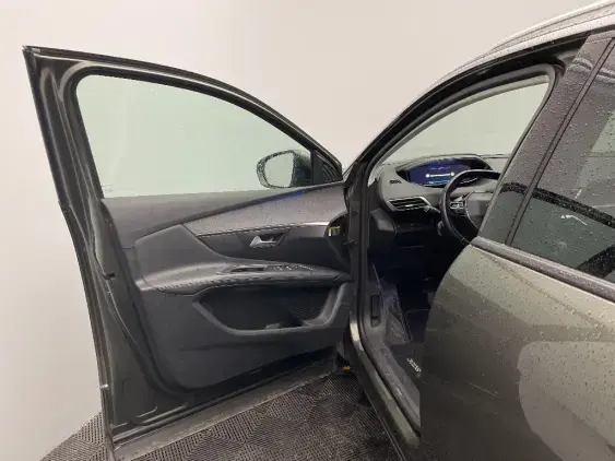 PEUGEOT 3008 II - voiture d'occasion - Photo 17