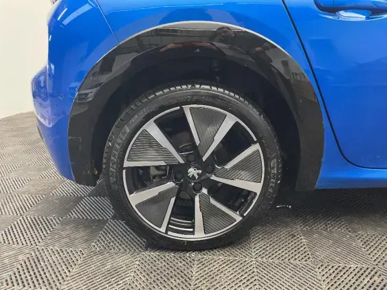 PEUGEOT 208 ELECTRIQUE II - voiture d'occasion - Photo 22