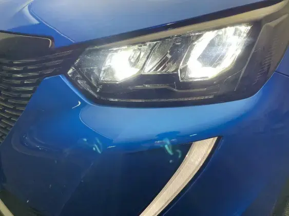 PEUGEOT 2008 II - voiture d'occasion - Photo 18