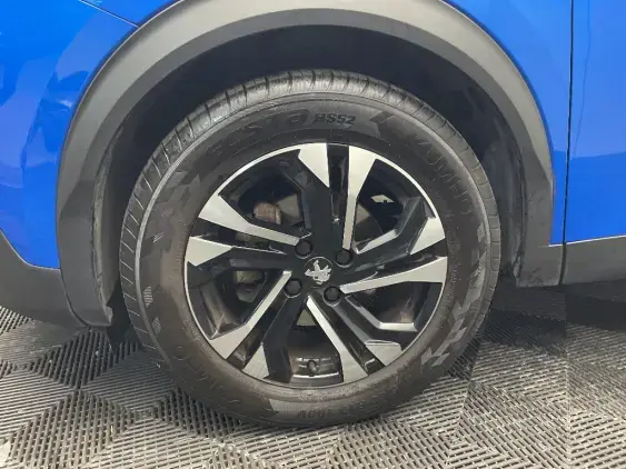 PEUGEOT 2008 II - voiture d'occasion - Photo 19