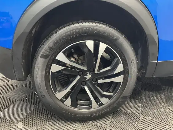 PEUGEOT 2008 II - voiture d'occasion - Photo 21