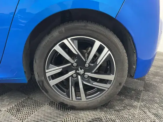 PEUGEOT 208 II - voiture d'occasion - Photo 20