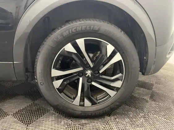 PEUGEOT 2008 II - voiture d'occasion - Photo 21