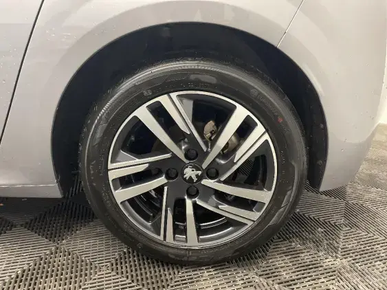 PEUGEOT 208 II - voiture d'occasion - Photo 20