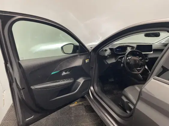 PEUGEOT 208 II - voiture d'occasion - Photo 15