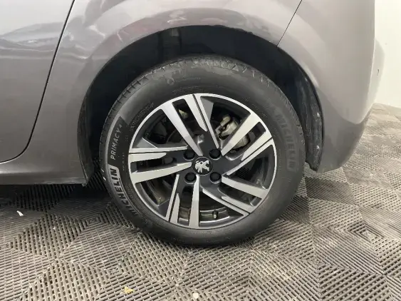 PEUGEOT 208 II - voiture d'occasion - Photo 19