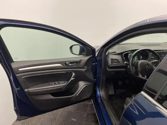 RENAULT MEGANE IV - voiture d'occasion - Photo 17