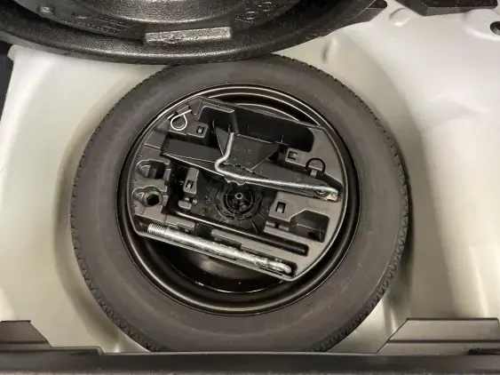 PEUGEOT 208 II - voiture d'occasion - Photo 16