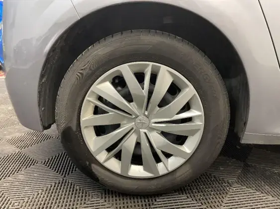 PEUGEOT 208 II - voiture d'occasion - Photo 20