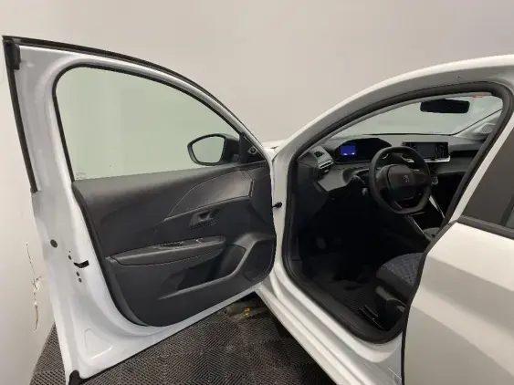 PEUGEOT 208 II - voiture d'occasion - Photo 15