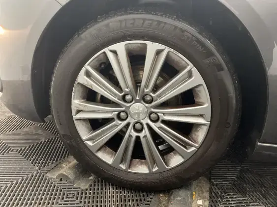 PEUGEOT 308 II - voiture d'occasion - Photo 22