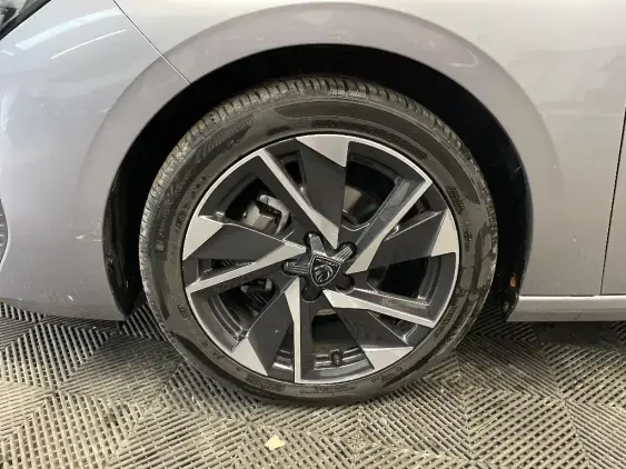 PEUGEOT 308 III - voiture d'occasion - Photo 20