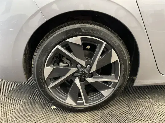 PEUGEOT 308 III - voiture d'occasion - Photo 22