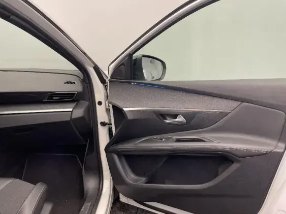 PEUGEOT 3008 II - voiture d'occasion - Photo 18