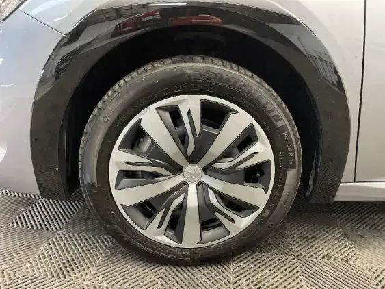 PEUGEOT 208 ELECTRIQUE II - voiture d'occasion - Photo 18