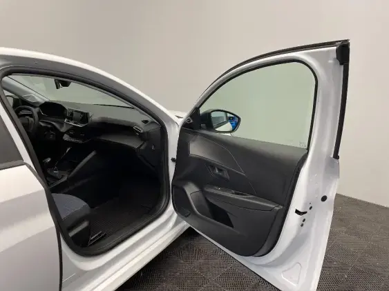 PEUGEOT 208 II - voiture d'occasion - Photo 16