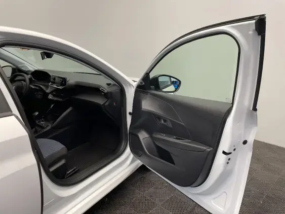 PEUGEOT 208 II - voiture d'occasion - Photo 16