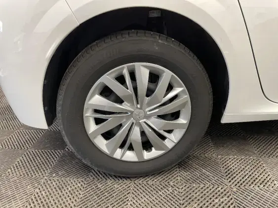 PEUGEOT 208 II - voiture d'occasion - Photo 20