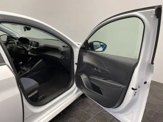 PEUGEOT 208 II - voiture d'occasion - Photo 15