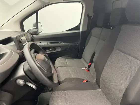 PEUGEOT PARTNER III - voiture d'occasion - Photo 15