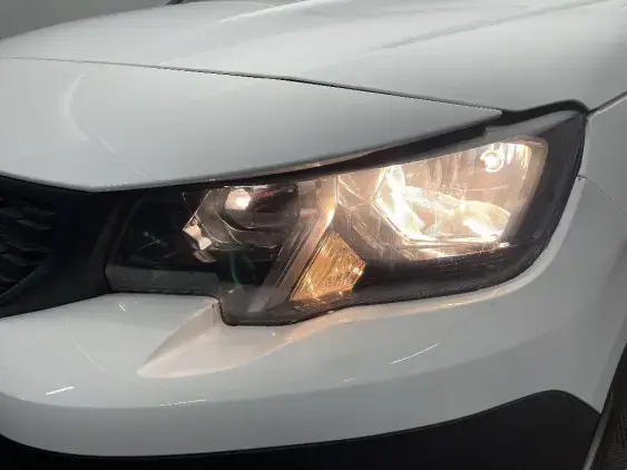 PEUGEOT PARTNER III - voiture d'occasion - Photo 18