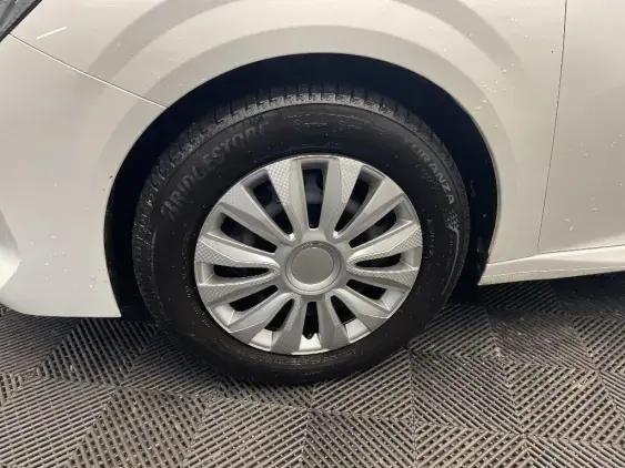 PEUGEOT 208 II - voiture d'occasion - Photo 18