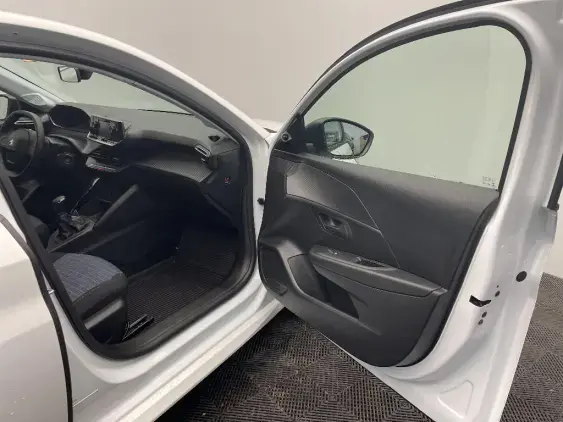 PEUGEOT 208 II - voiture d'occasion - Photo 15