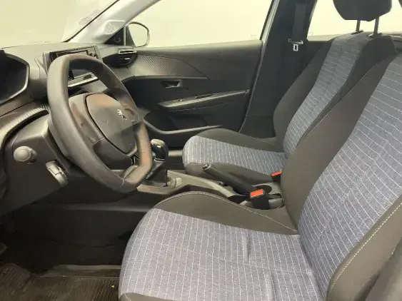 PEUGEOT 208 II - voiture d'occasion - Photo 14