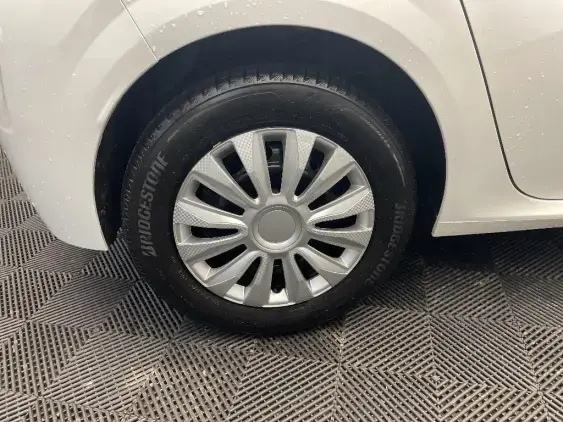 PEUGEOT 208 II - voiture d'occasion - Photo 20