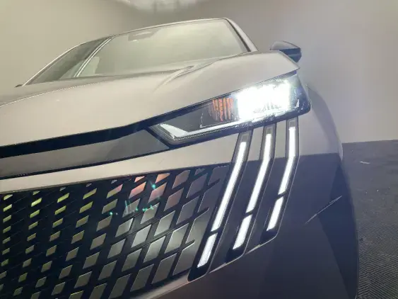 PEUGEOT 3008 III - voiture d'occasion - Photo 21