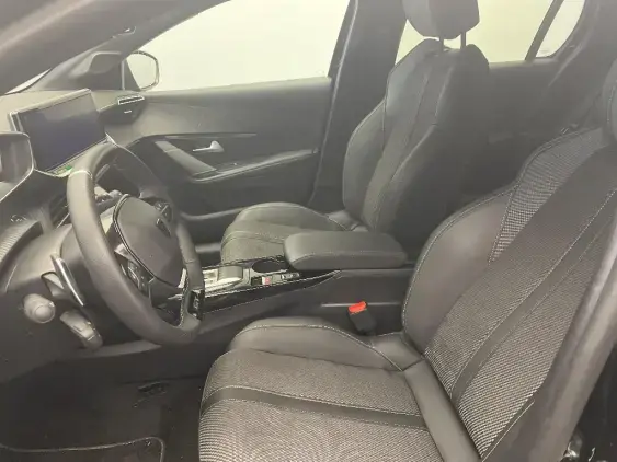 PEUGEOT 208 II - voiture d'occasion - Photo 16