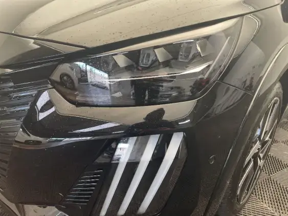 PEUGEOT 208 II - voiture d'occasion - Photo 19