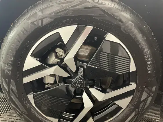 PEUGEOT 2008 II - voiture d'occasion - Photo 20