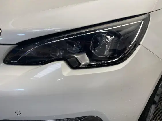 PEUGEOT 308 II - voiture d'occasion - Photo 19