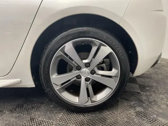 PEUGEOT 308 II - voiture d'occasion - Photo 21