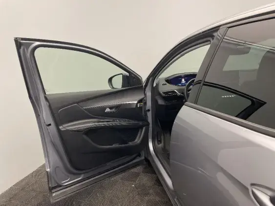 PEUGEOT 3008 II - voiture d'occasion - Photo 19