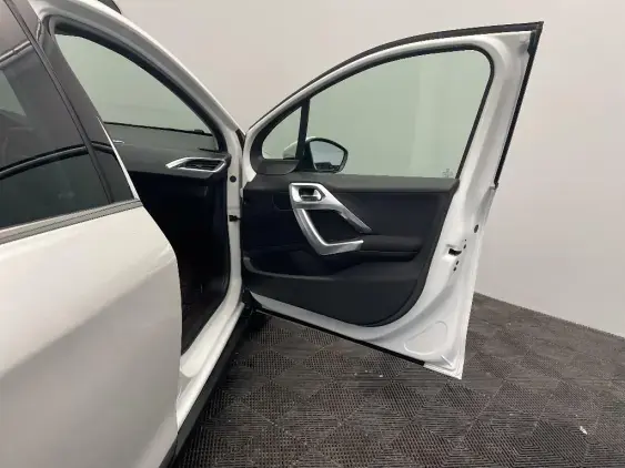 PEUGEOT 2008 - voiture d'occasion - Photo 17