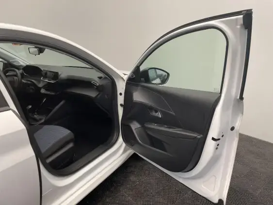 PEUGEOT 208 II - voiture d'occasion - Photo 15