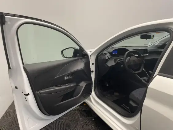 PEUGEOT 208 II - voiture d'occasion - Photo 14