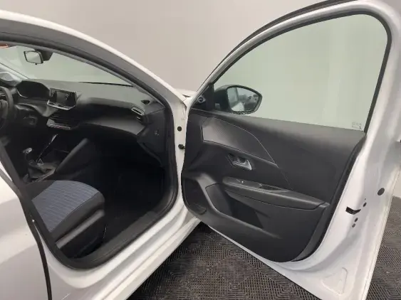 PEUGEOT 208 II - voiture d'occasion - Photo 15