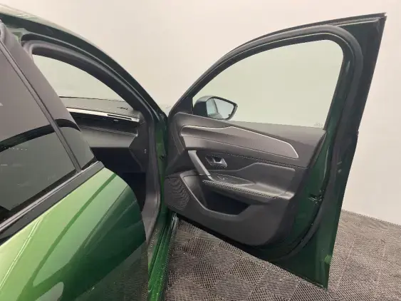 PEUGEOT 308 III - voiture d'occasion - Photo 18