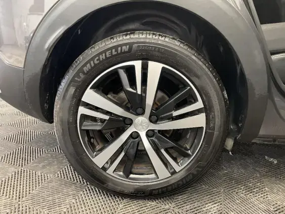 PEUGEOT 3008 II - voiture d'occasion - Photo 24