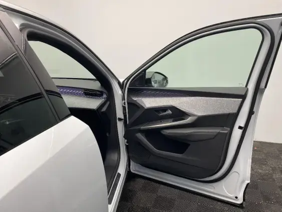 PEUGEOT 3008 III - voiture d'occasion - Photo 18