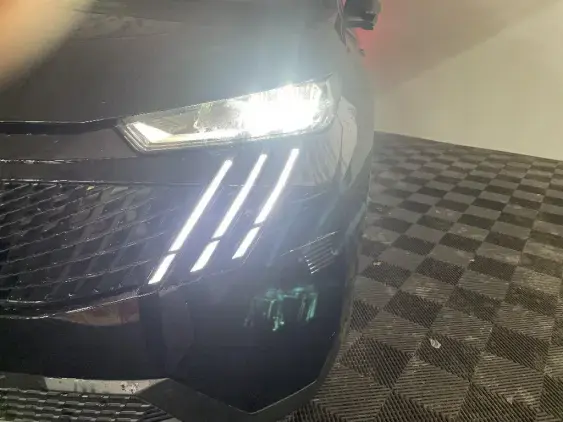 PEUGEOT 3008 III - voiture d'occasion - Photo 21